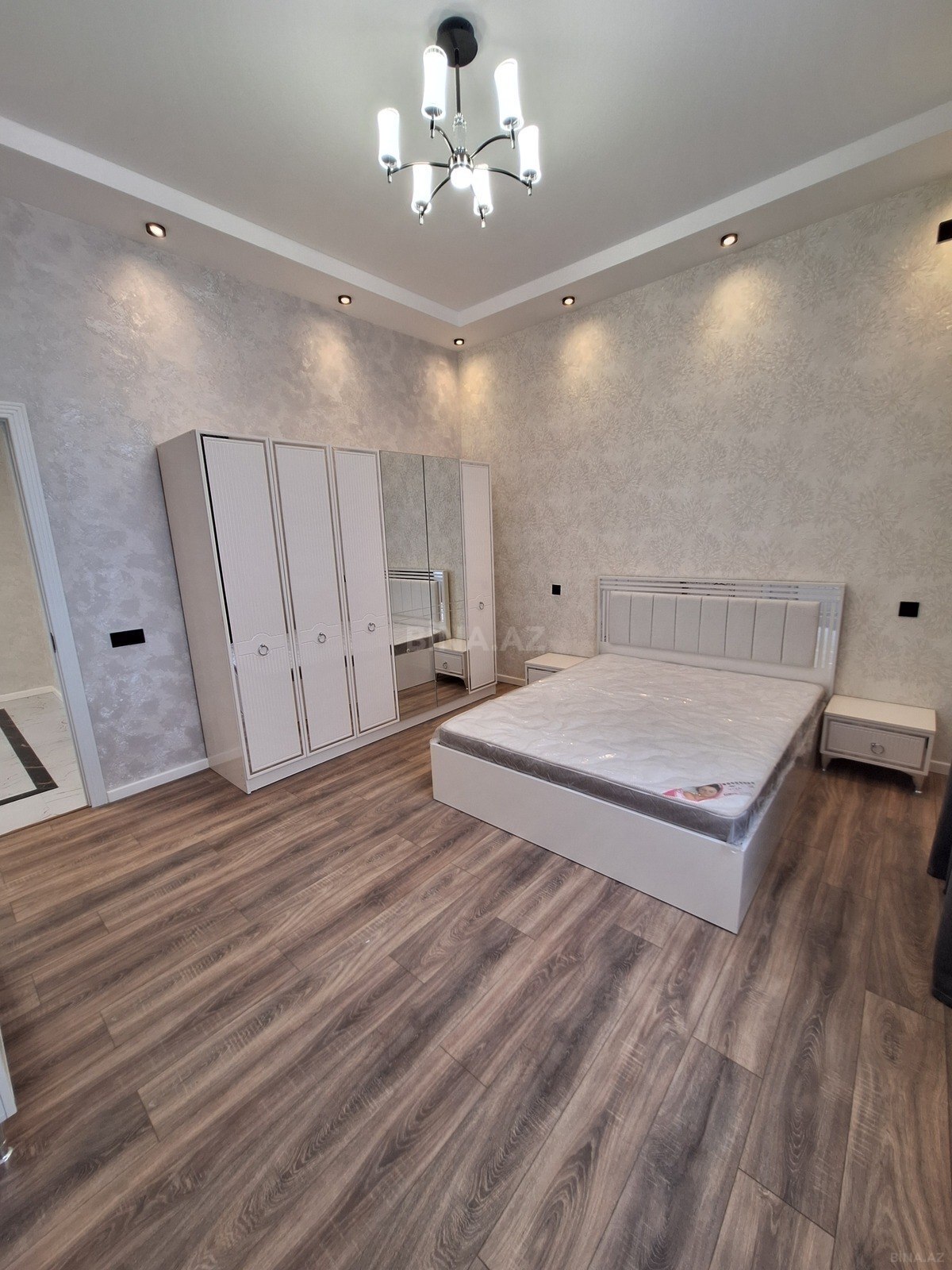 4 otaqlı Həyət evi/Bağ evi, Mərdəkan q., Bakı