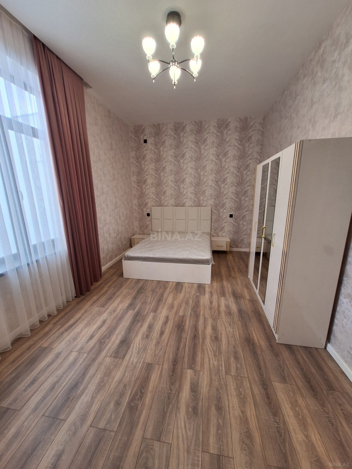 4 otaqlı Həyət evi/Bağ evi, Mərdəkan q., Bakı