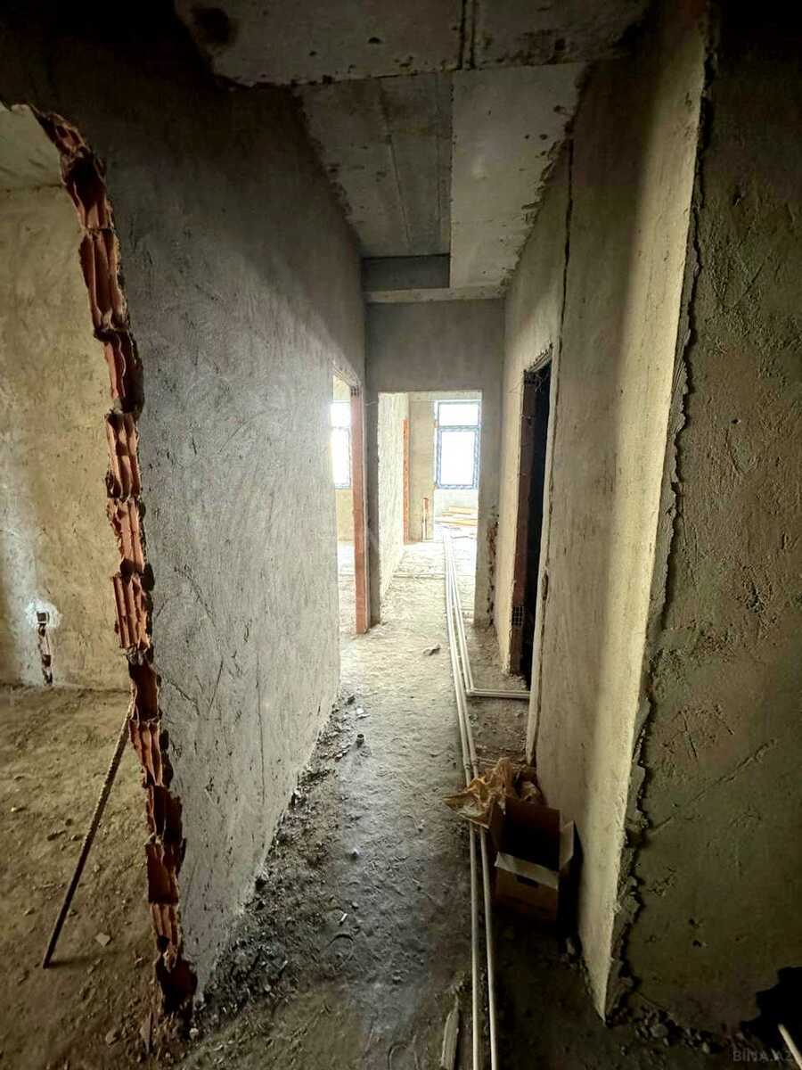 3 otaqlı Yeni tikili, Şah İsmayıl Xətai m., Bakı