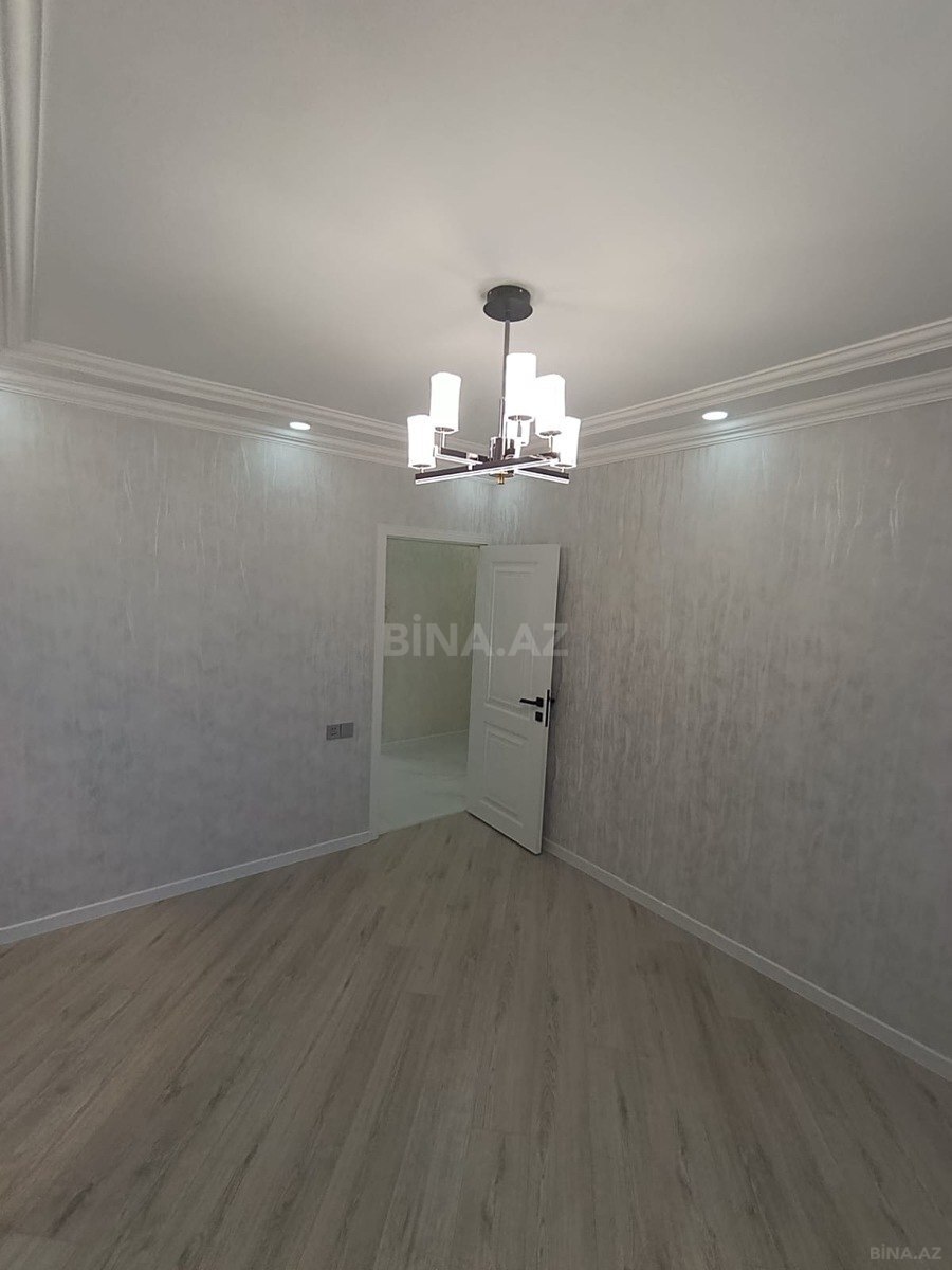 3 otaqlı Köhnə tikili, Xalqlar Dostluğu m., Bakı