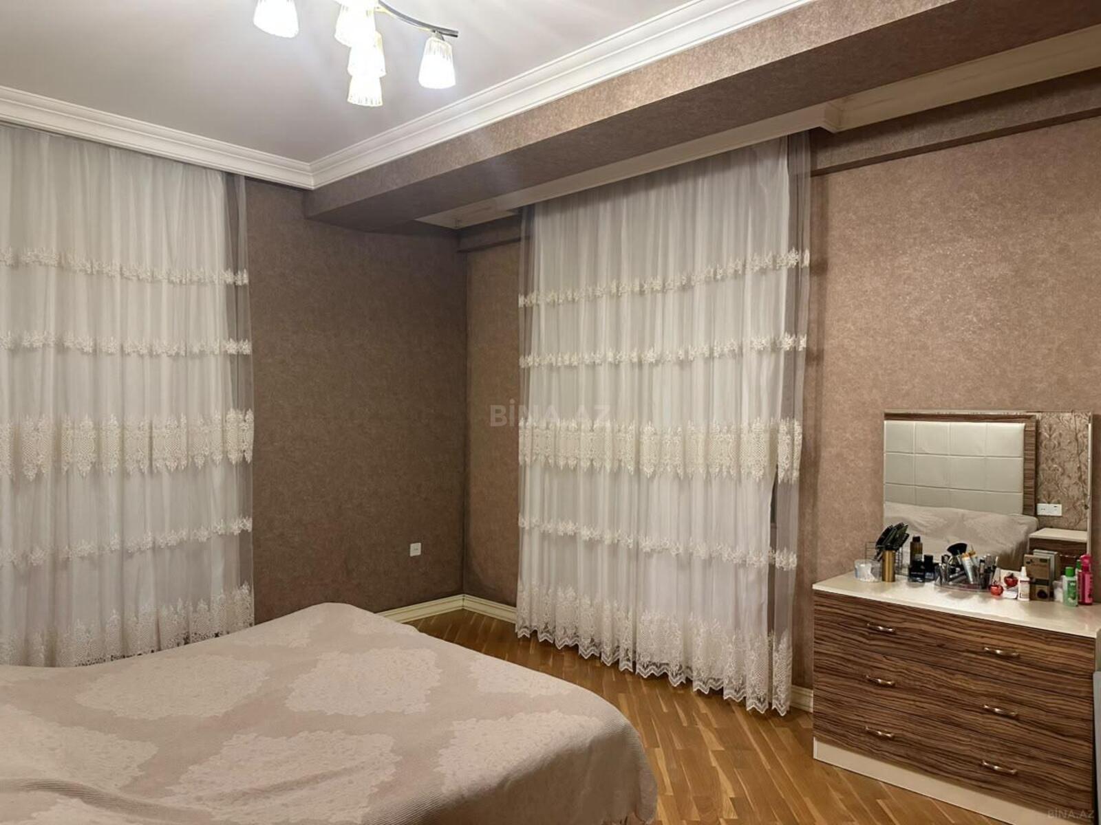 3 otaqlı Yeni tikili, Neftçilər m., Bakı