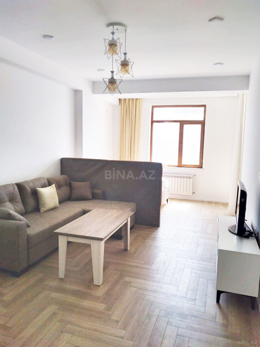 1 otaqlı Yeni tikili, İnşaatçılar m., Bakı