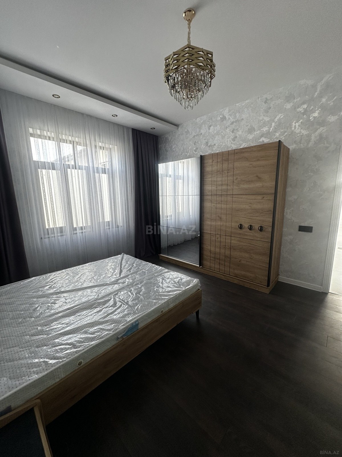 4 otaqlı Həyət evi/Bağ evi, Novxanı q., Bakı
