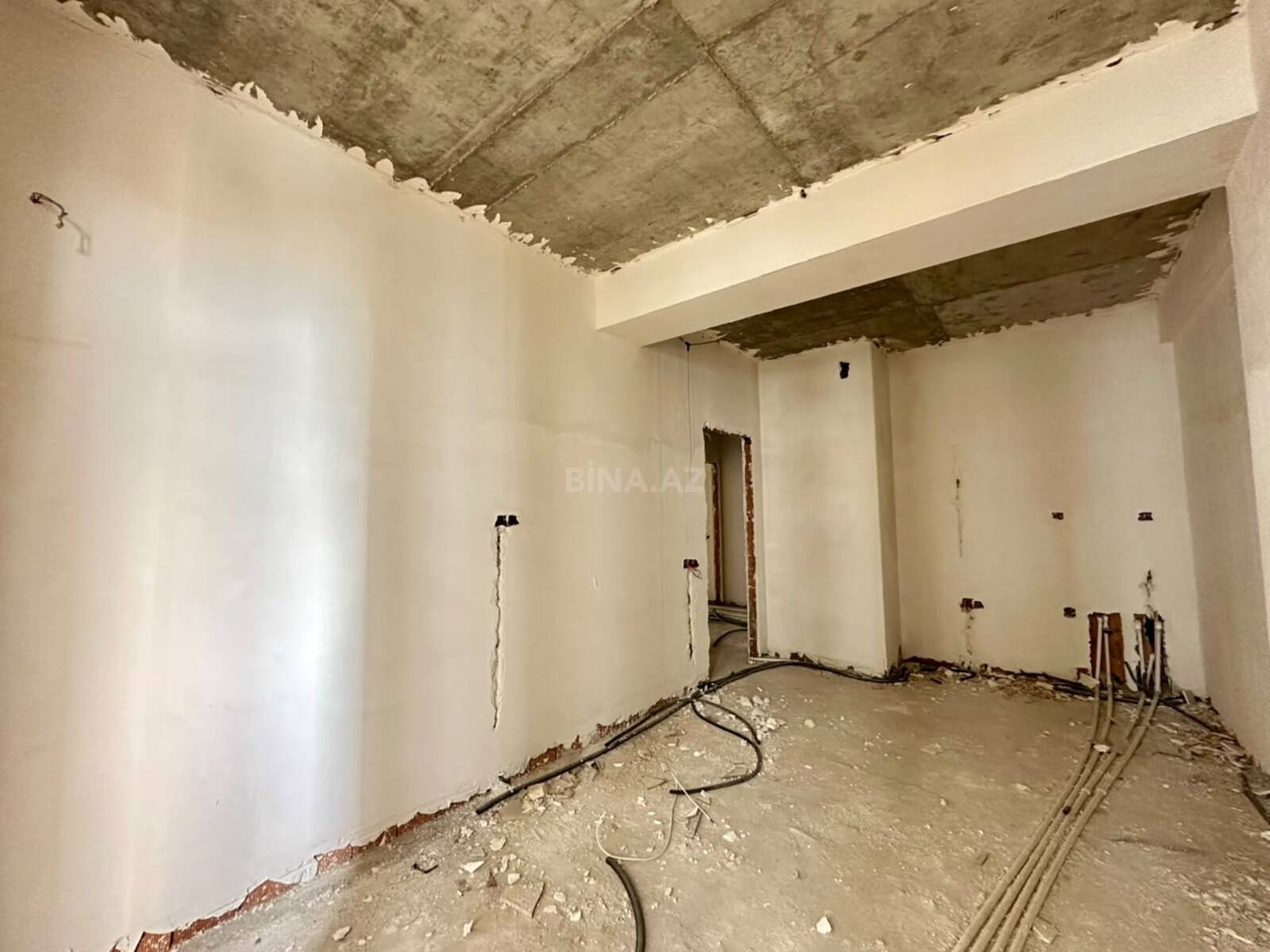 4 otaqlı Yeni tikili, Yeni Yasamal q., Bakı