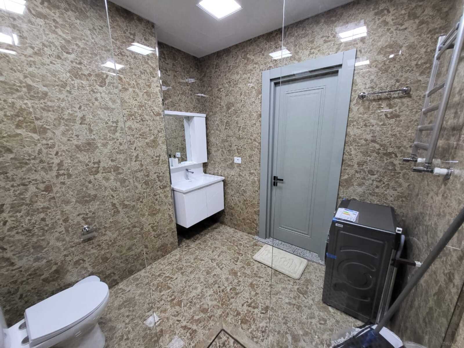 3 otaqlı Yeni tikili, Şah İsmayıl Xətai m., Bakı