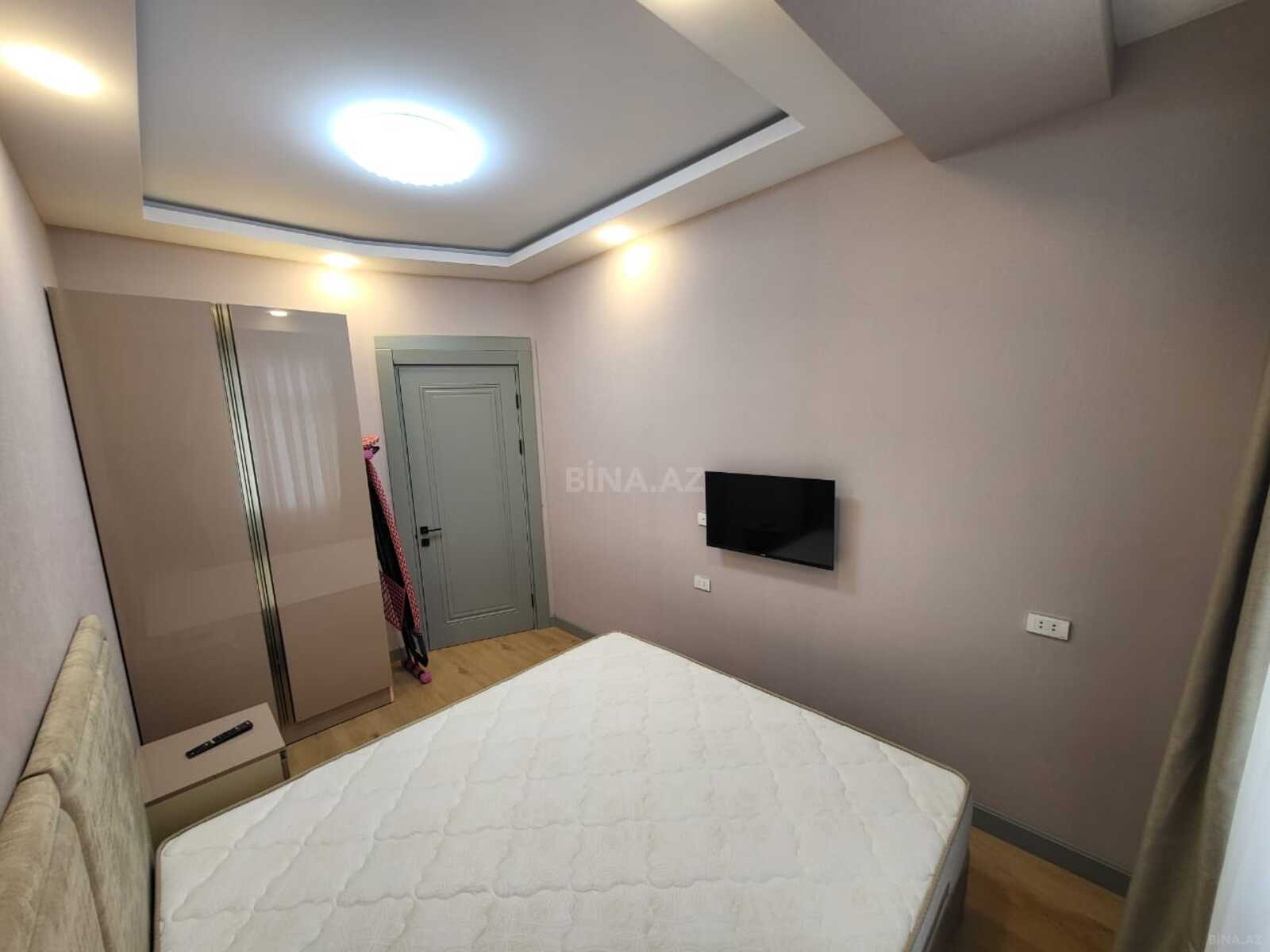 3 otaqlı Yeni tikili, Şah İsmayıl Xətai m., Bakı