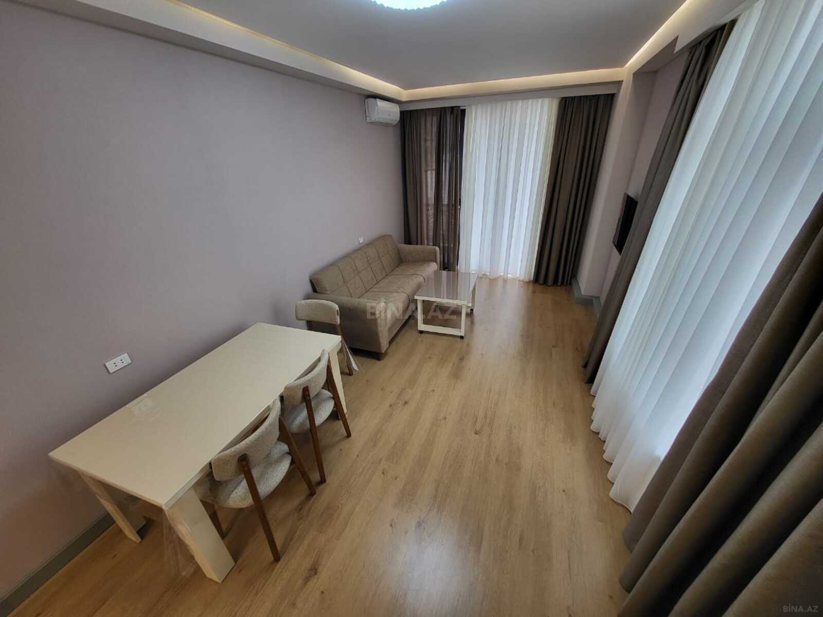 3 otaqlı Yeni tikili, Şah İsmayıl Xətai m., Bakı