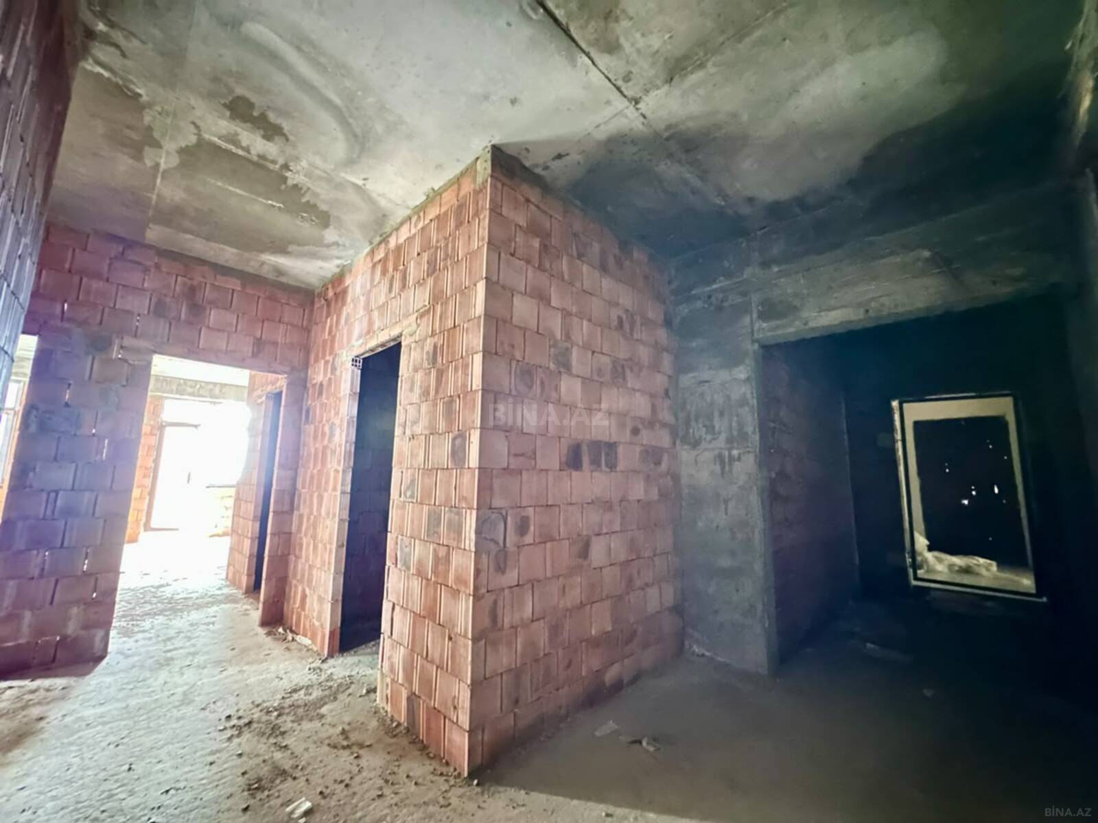 4 otaqlı Yeni tikili, Yeni Yasamal q., Bakı