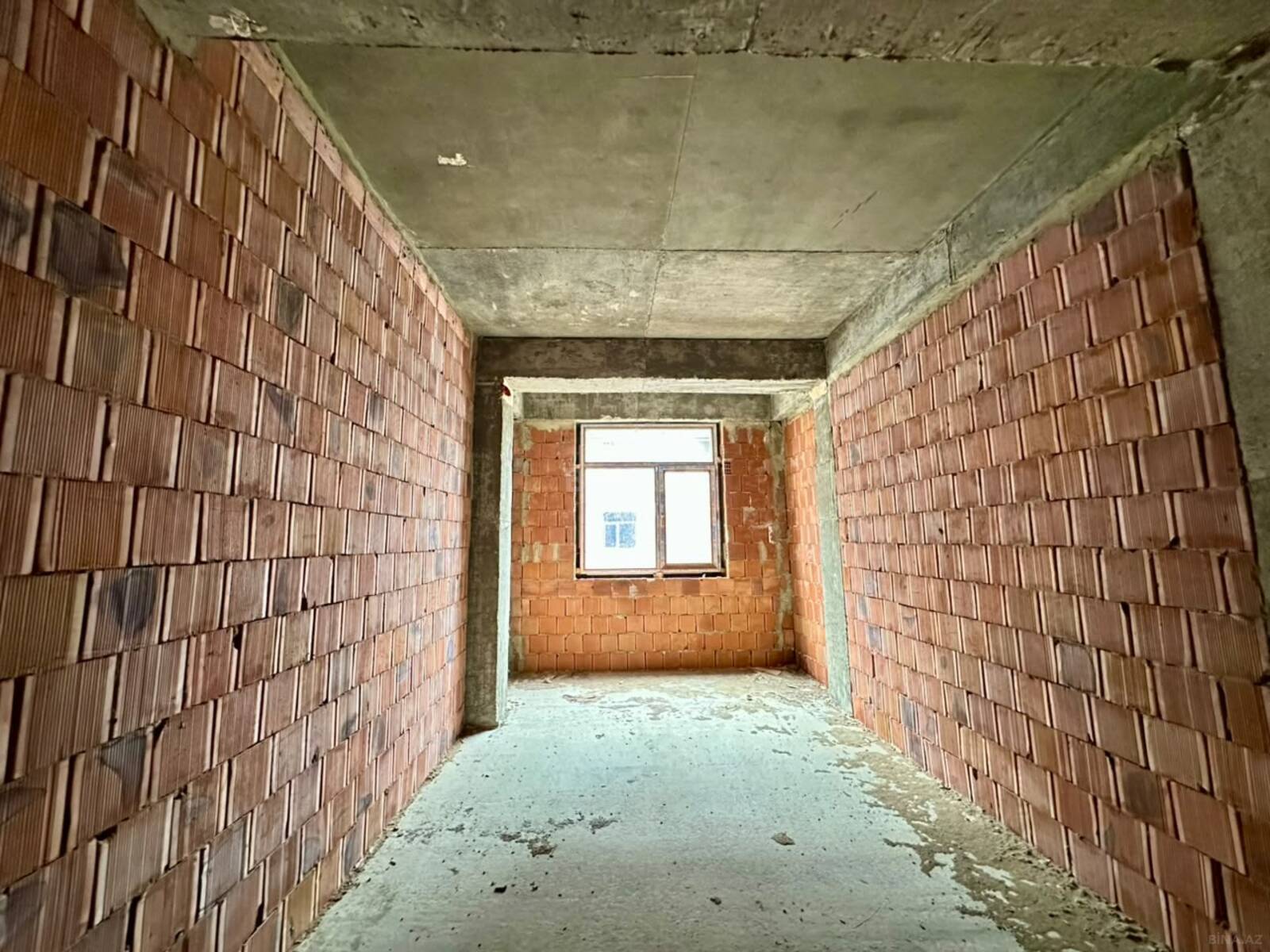 4 otaqlı Yeni tikili, Yeni Yasamal q., Bakı