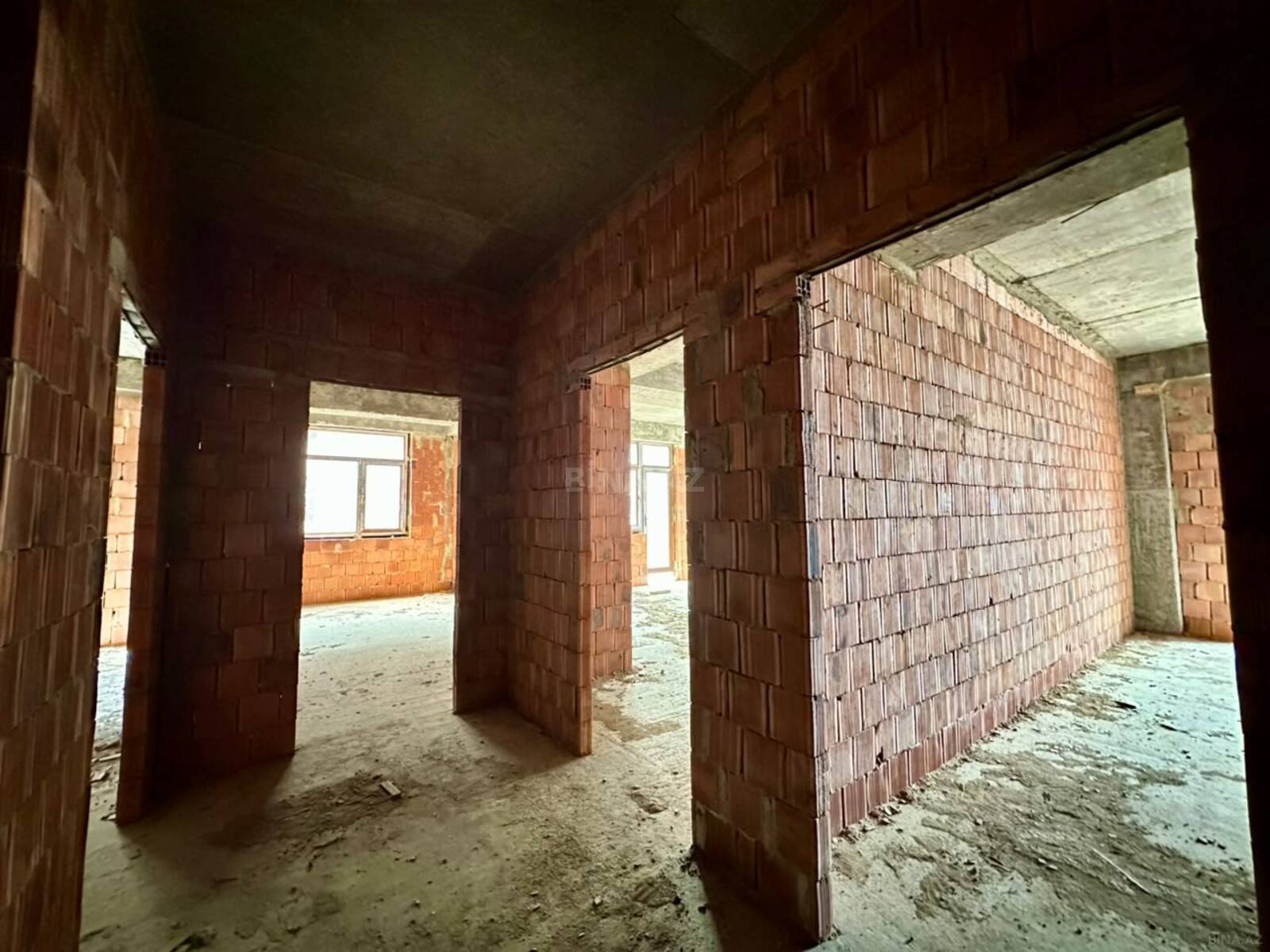 4 otaqlı Yeni tikili, Yeni Yasamal q., Bakı