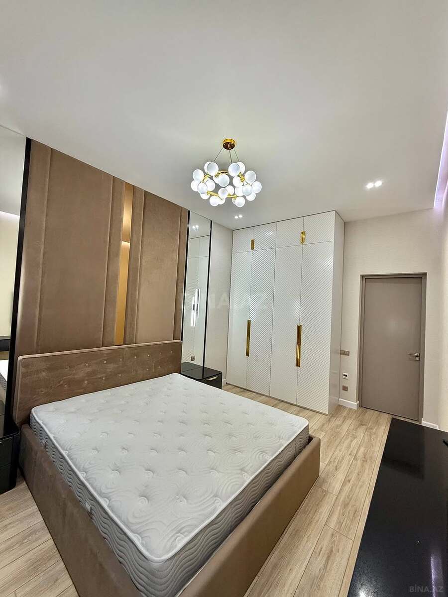 3 otaqlı Yeni tikili, Şah İsmayıl Xətai m., Bakı
