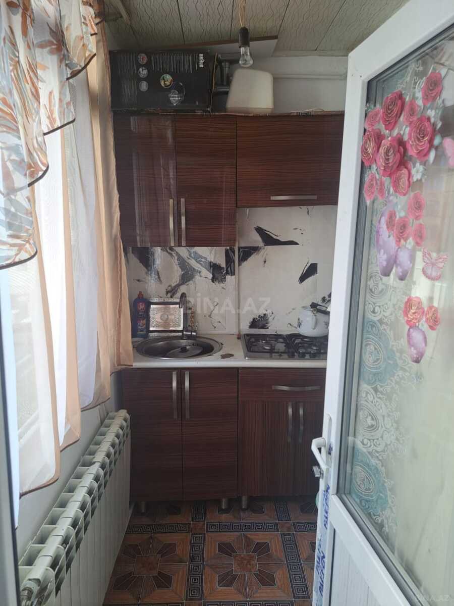 2 otaqlı Köhnə tikili, Nizami m., Bakı