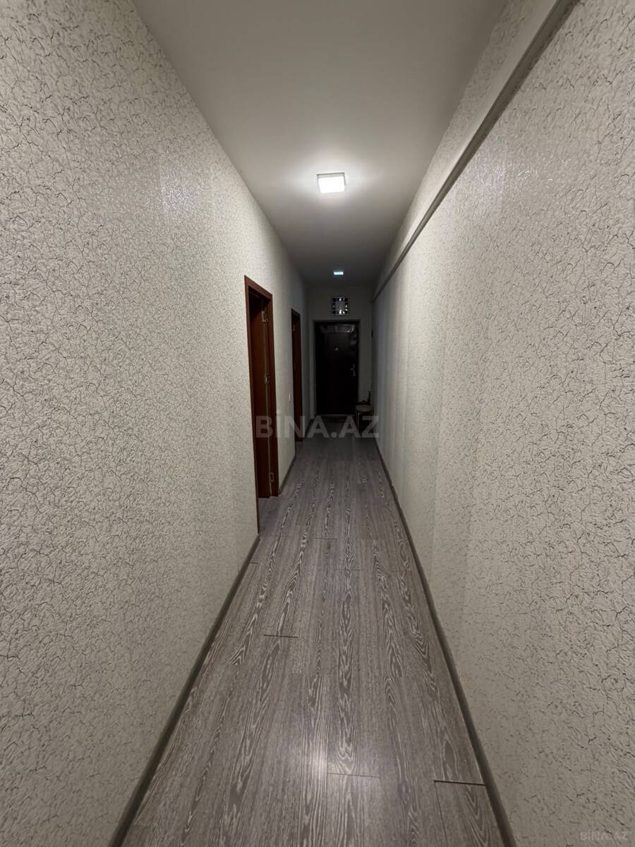 3 otaqlı Köhnə tikili, Xalqlar Dostluğu m., Bakı