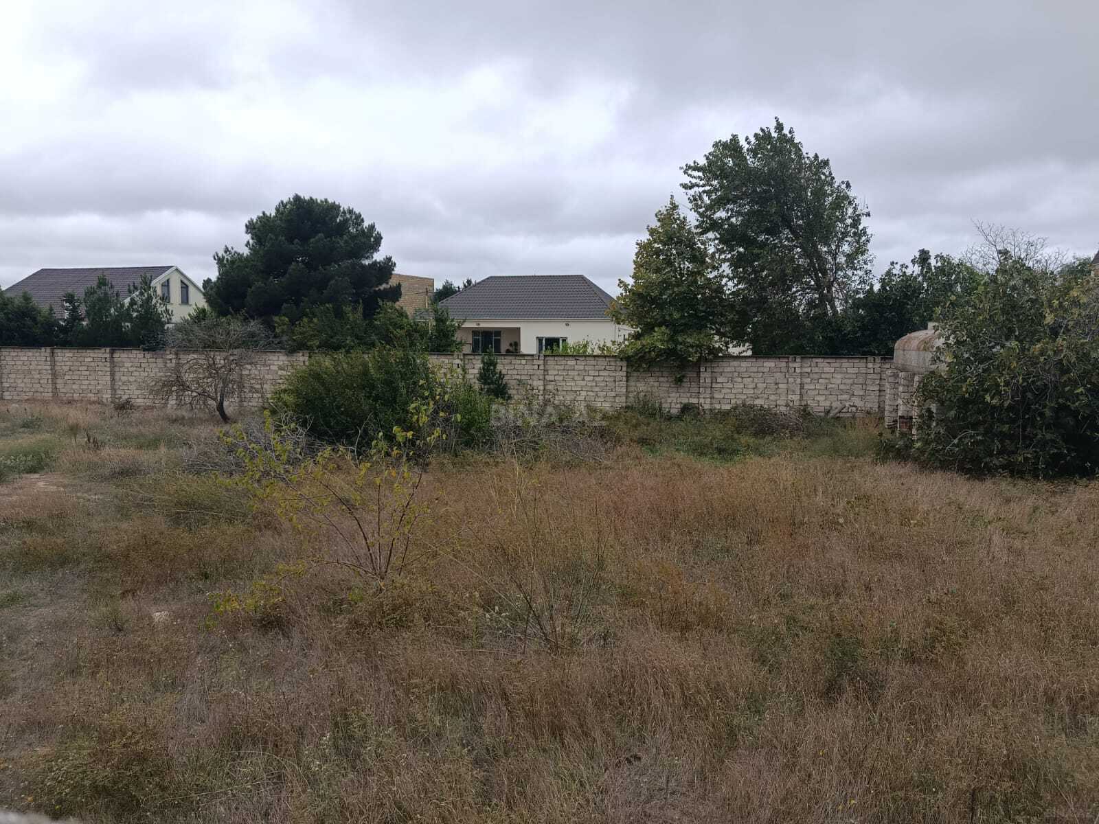 Torpaq Xəzər r., Bakı