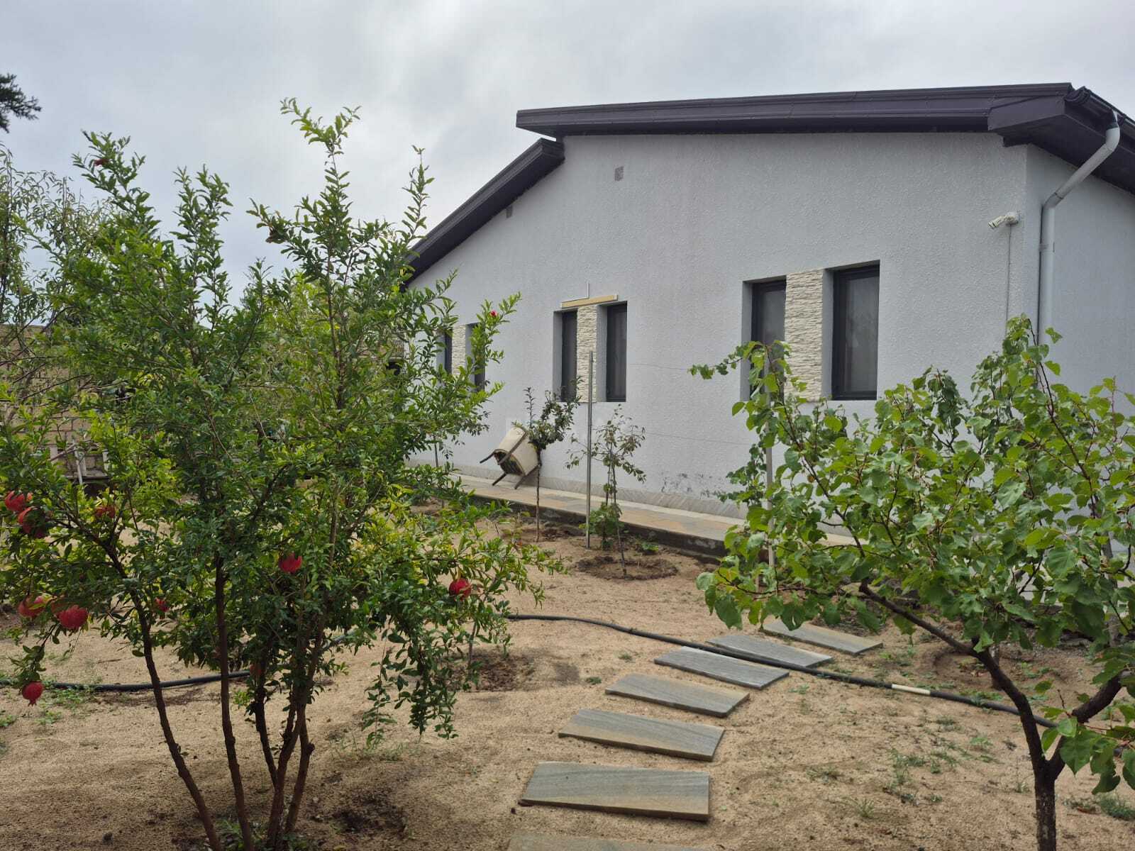4 otaqlı Həyət evi/Bağ evi, Novxanı q., Bakı