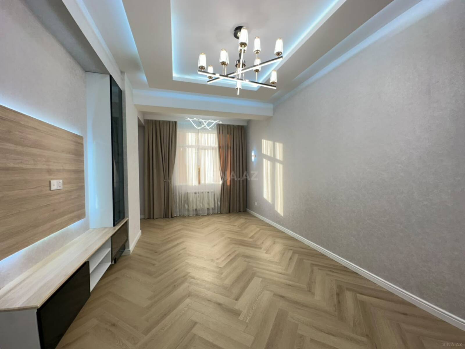 3 otaqlı Yeni tikili, Qara Qarayev m., Bakı