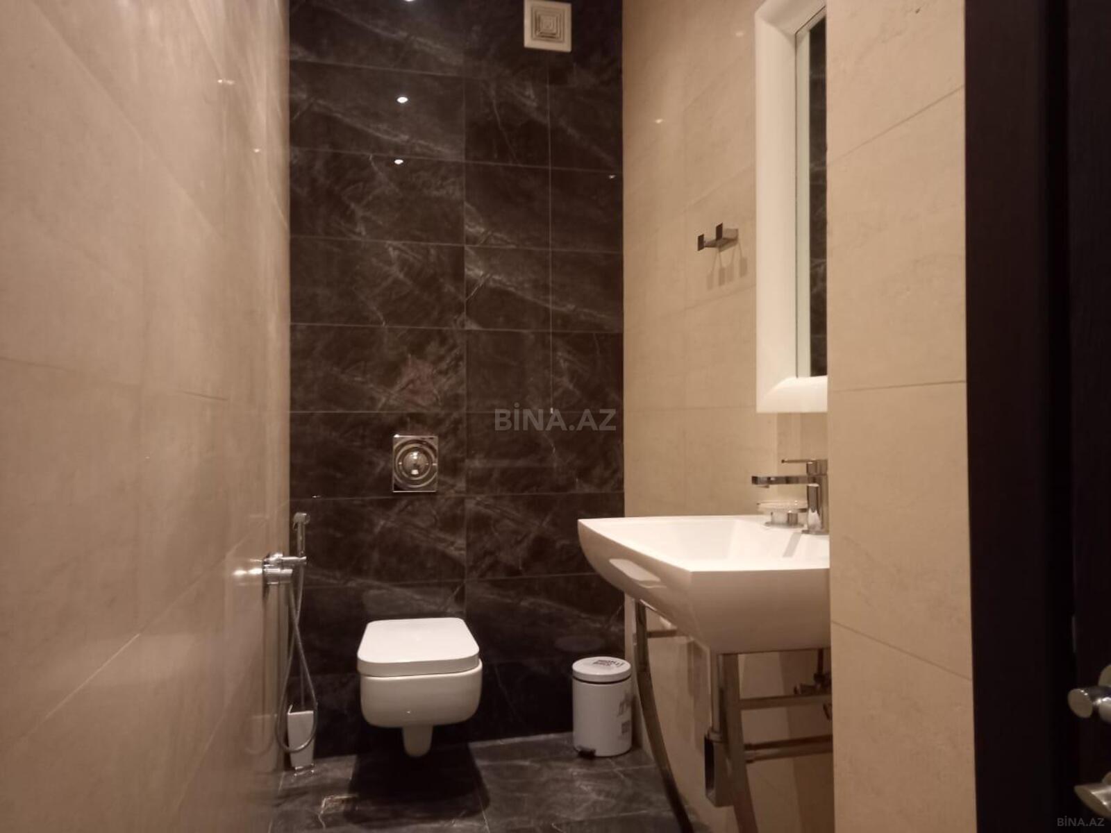 6 otaqlı Həyət evi/Bağ evi, Novxanı q., Bakı