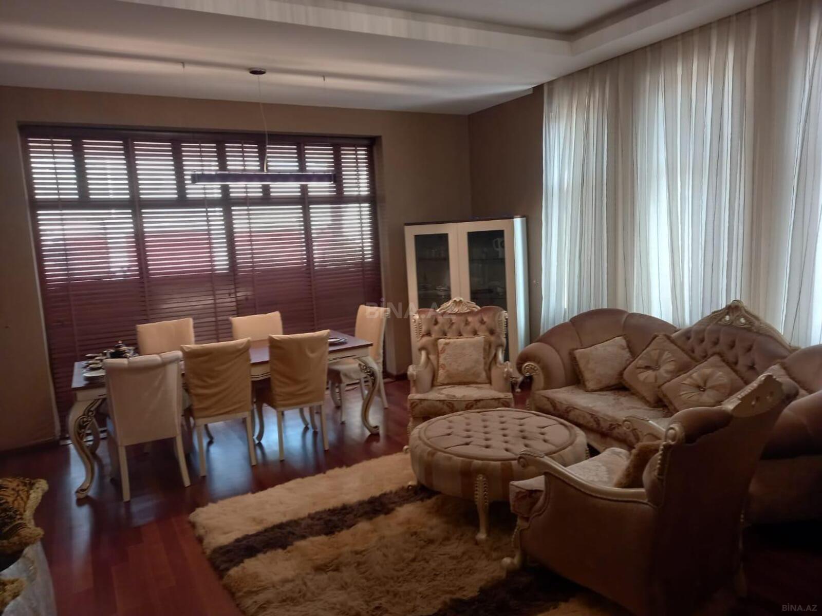 6 otaqlı Həyət evi/Bağ evi, Novxanı q., Bakı