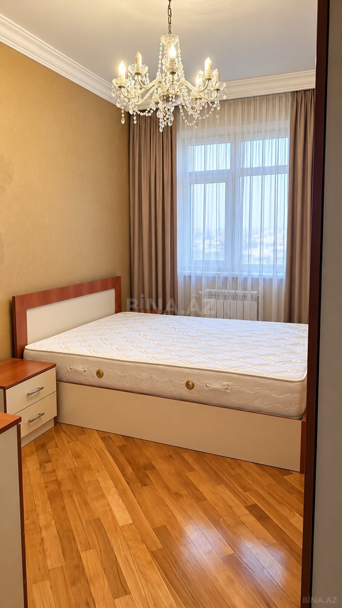 3 otaqlı Yeni tikili, 8 Noyabr m., Bakı