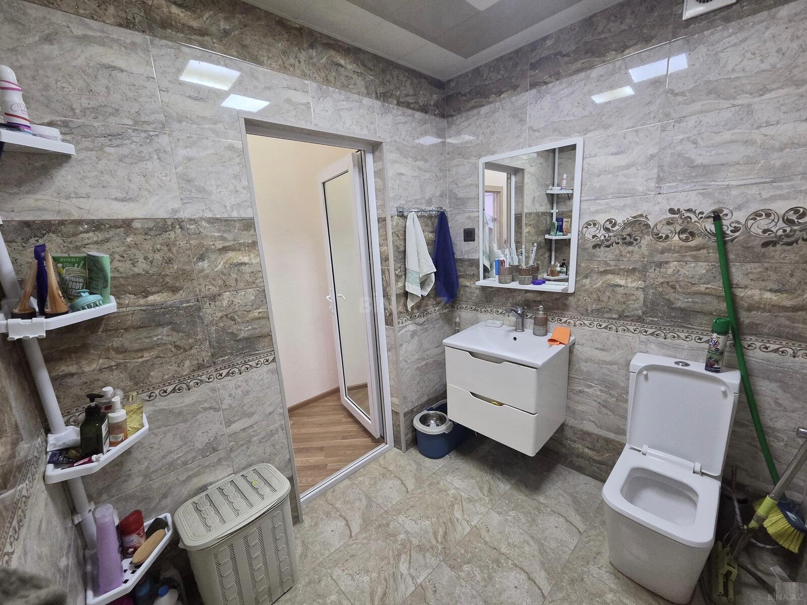 3 otaqlı Yeni tikili, Neftçilər m., Bakı