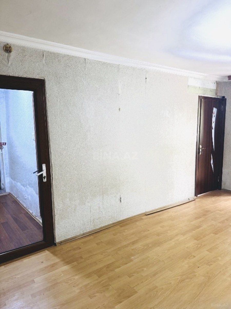 3 otaqlı Köhnə tikili, Yasamal r., Bakı