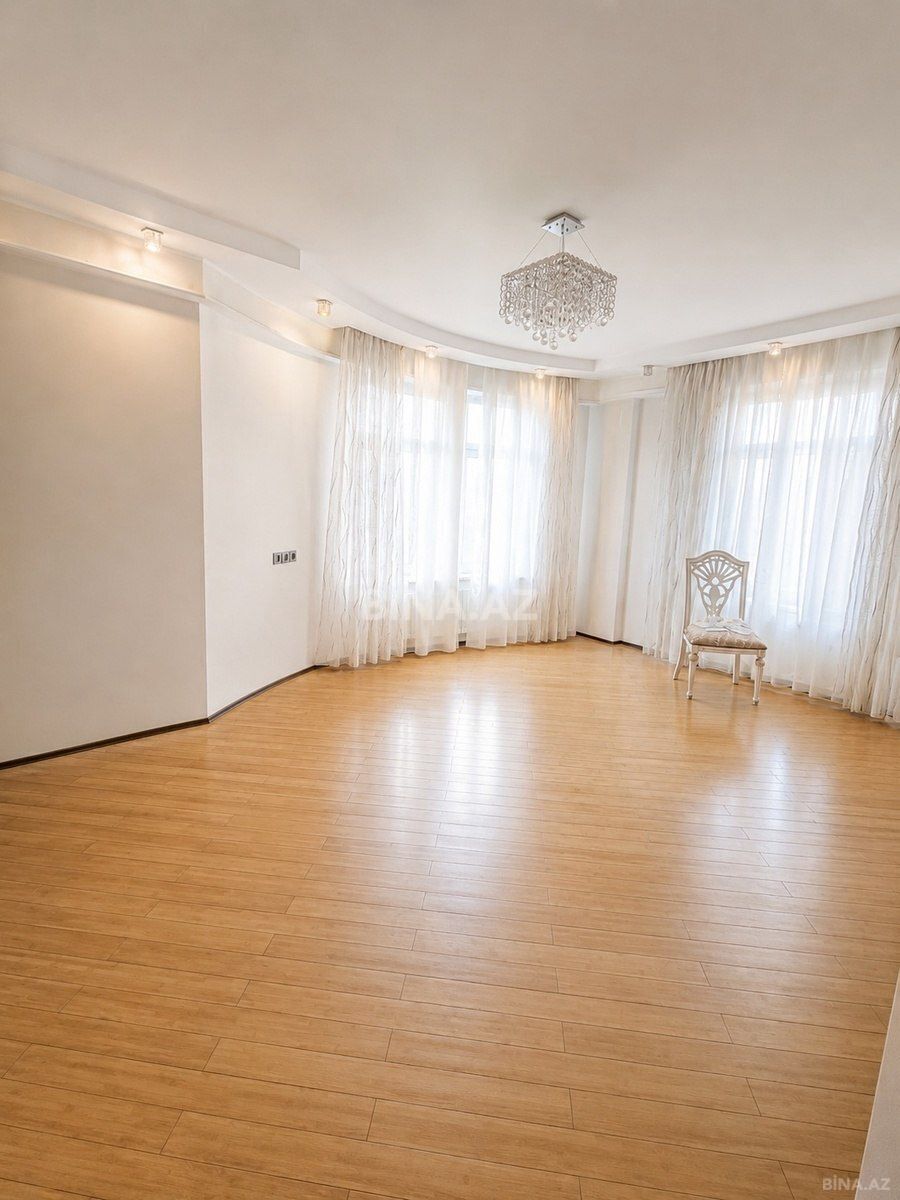 3 otaqlı Yeni tikili, Nizami m., Bakı
