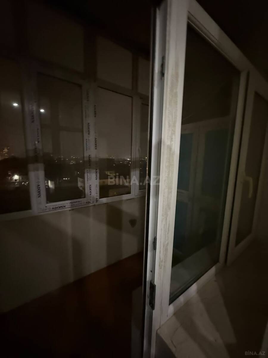 3 otaqlı Yeni tikili, Xırdalan