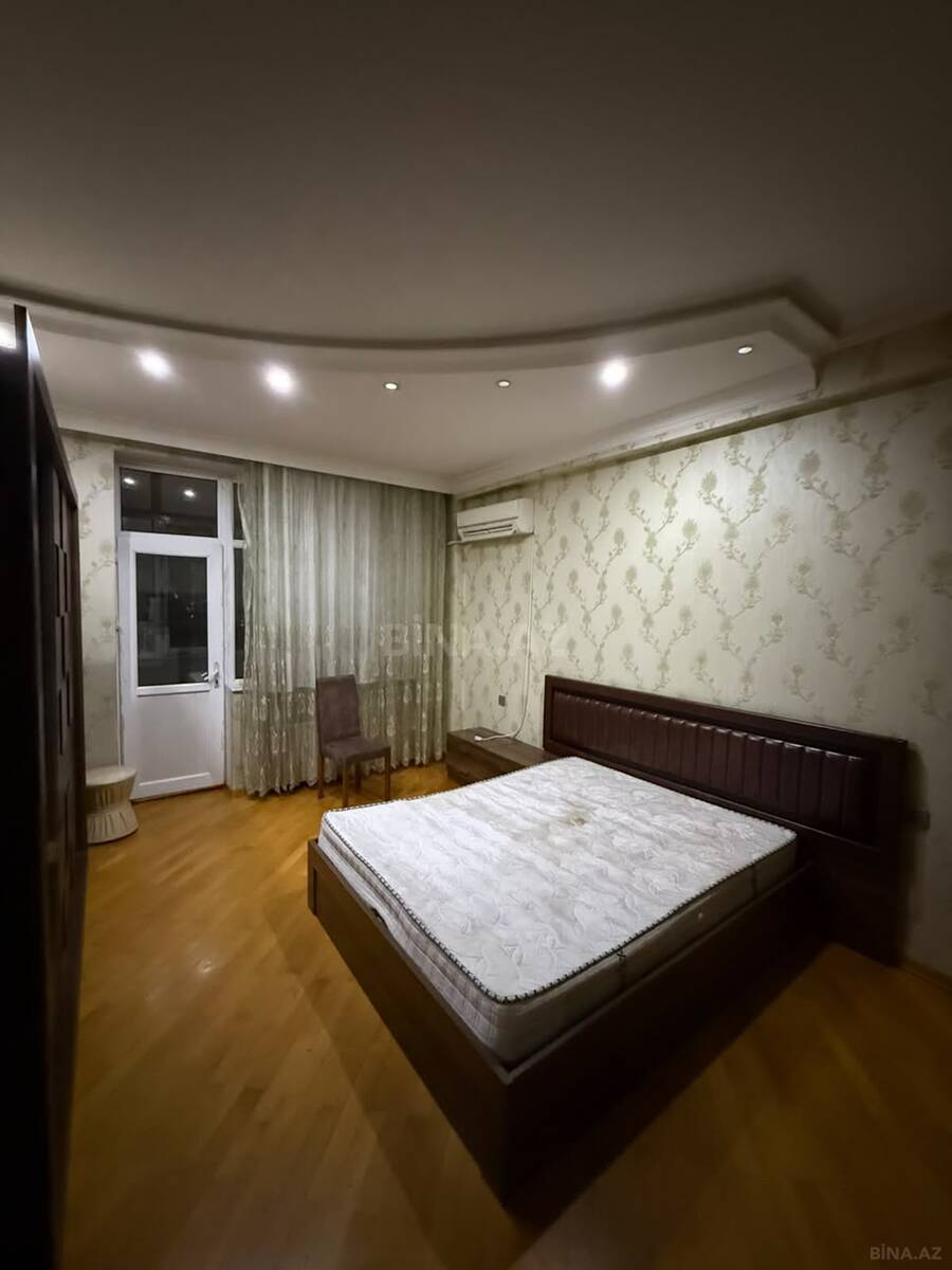 3 otaqlı Yeni tikili, Xırdalan