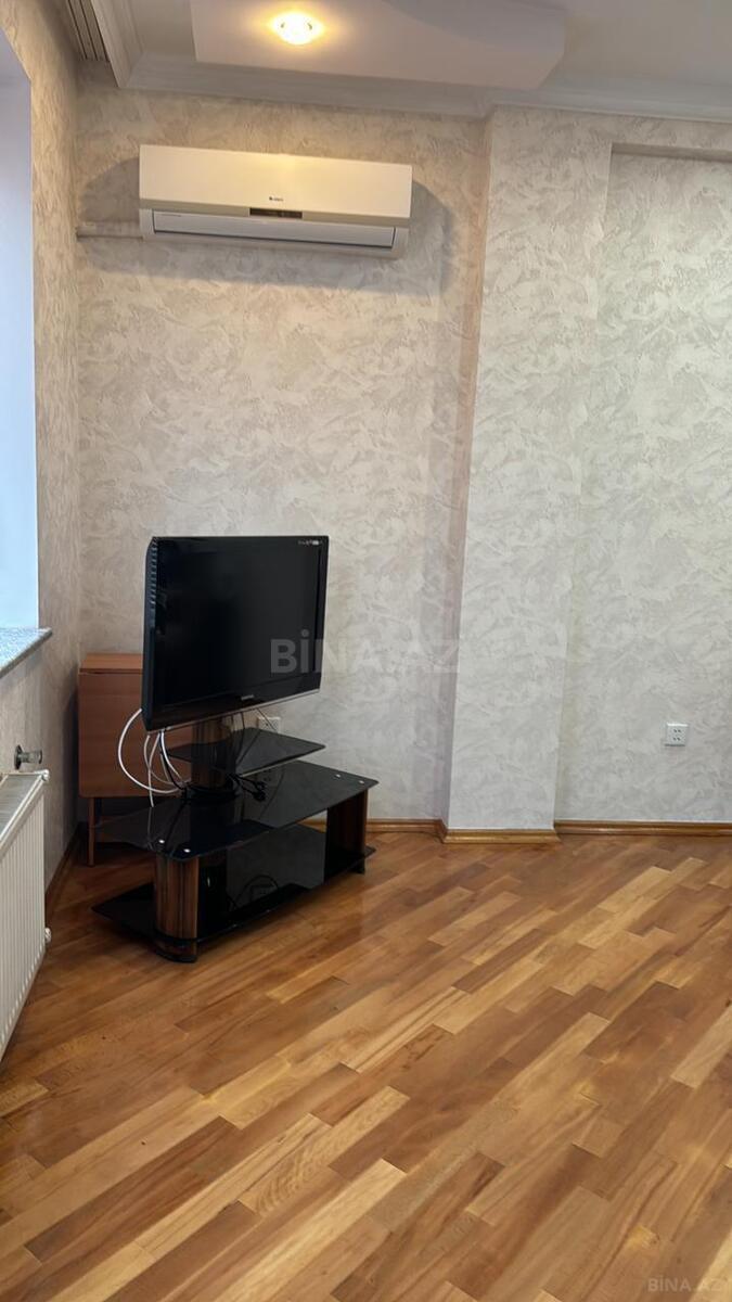 3 otaqlı Yeni tikili, 8 Noyabr m., Bakı