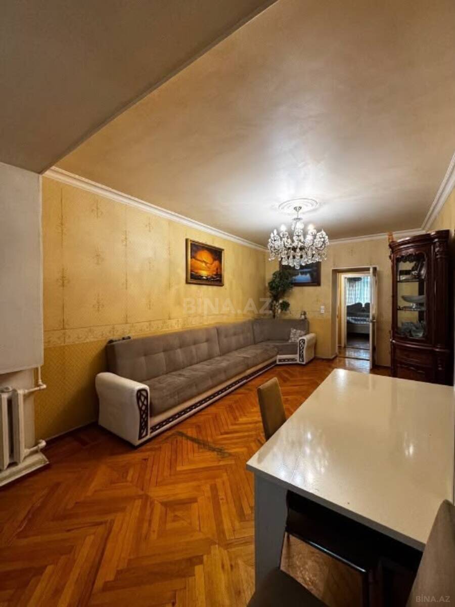 3 otaqlı Köhnə tikili, Gənclik m., Bakı