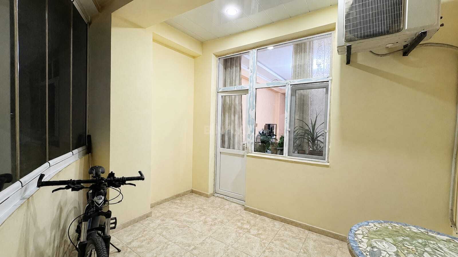 3 otaqlı Yeni tikili, Neftçilər m., Bakı