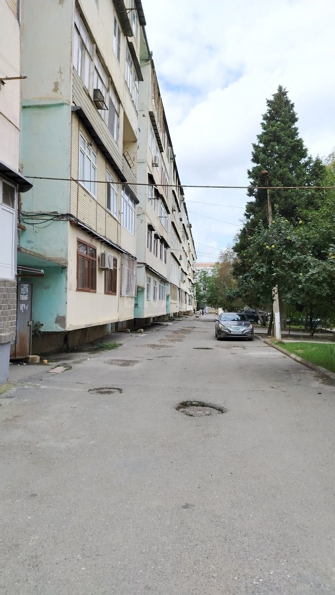 3 otaqlı Köhnə tikili, Abşeron r., Xırdalan