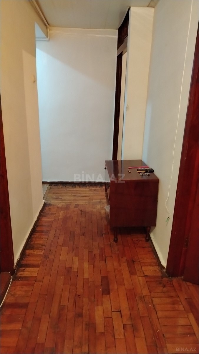 3 otaqlı Köhnə tikili, Abşeron r., Xırdalan