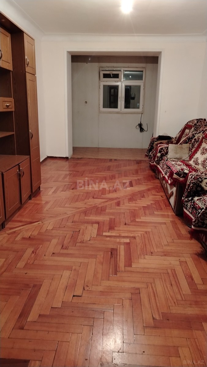3 otaqlı Köhnə tikili, Abşeron r., Xırdalan