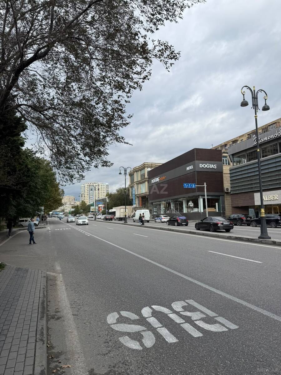 Obyekt Xalqlar Dostluğu m., Bakı