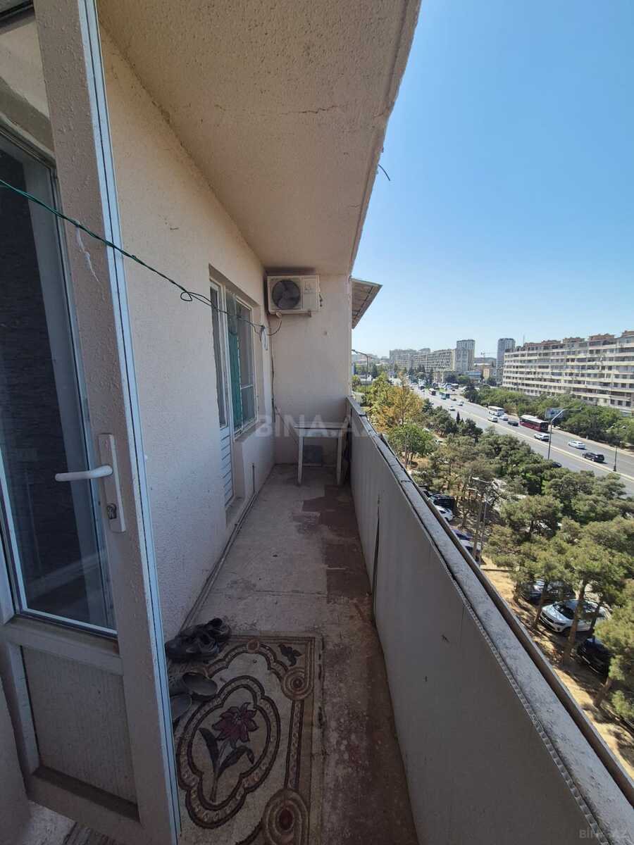 2 otaqlı Köhnə tikili, Xalqlar Dostluğu m., Bakı