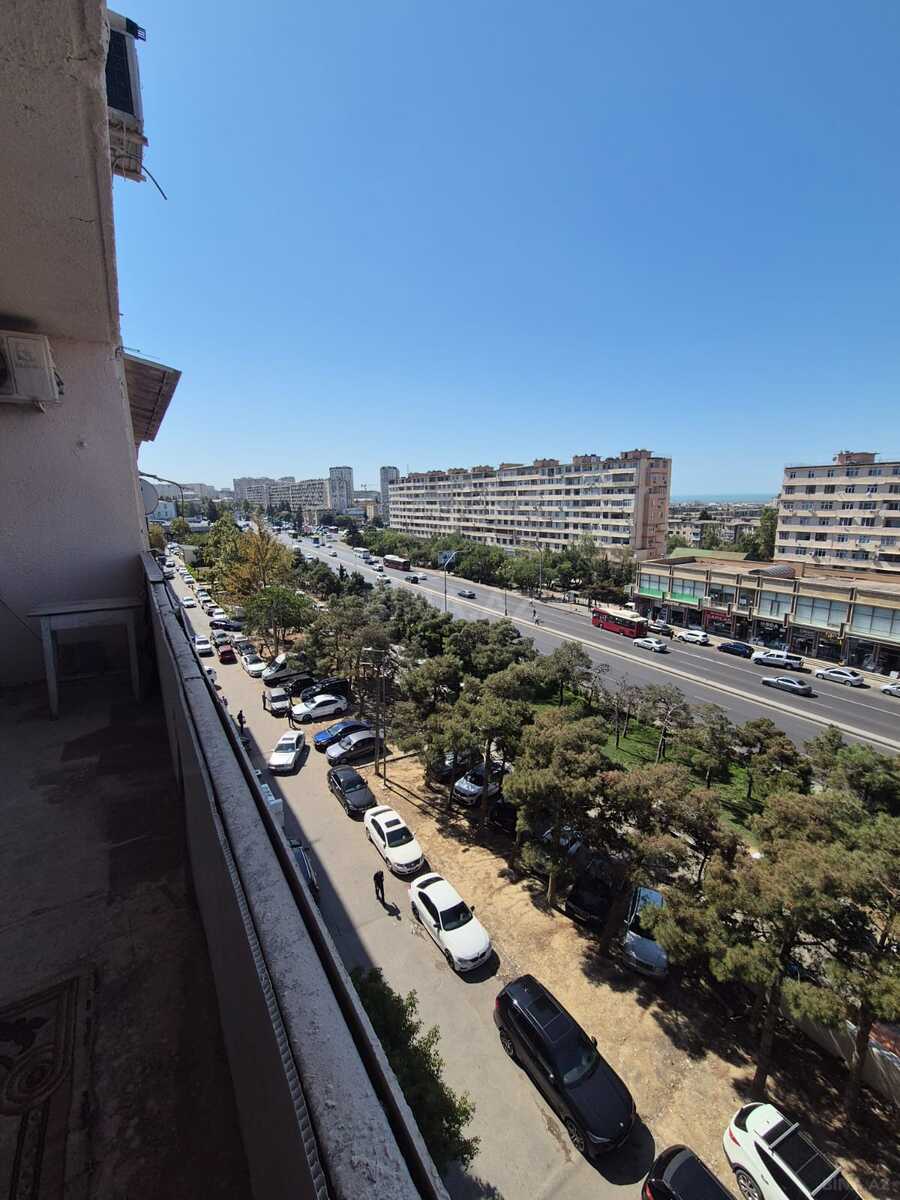 2 otaqlı Köhnə tikili, Xalqlar Dostluğu m., Bakı