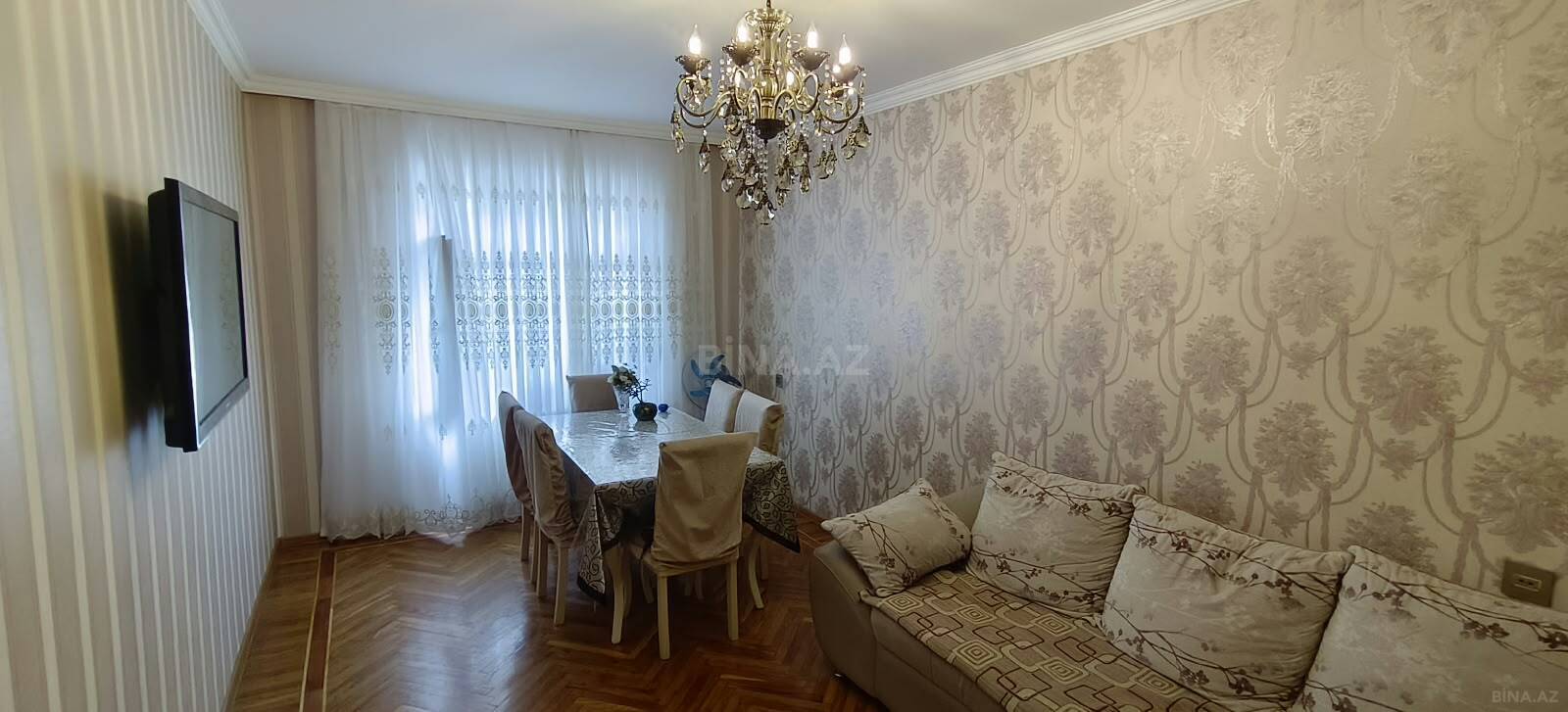 3 otaqlı Köhnə tikili, 9-cu mikrorayon q., Bakı