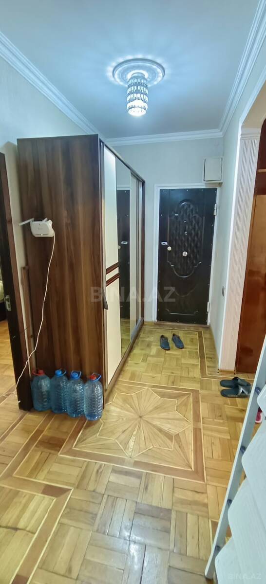 3 otaqlı Köhnə tikili, 9-cu mikrorayon q., Bakı