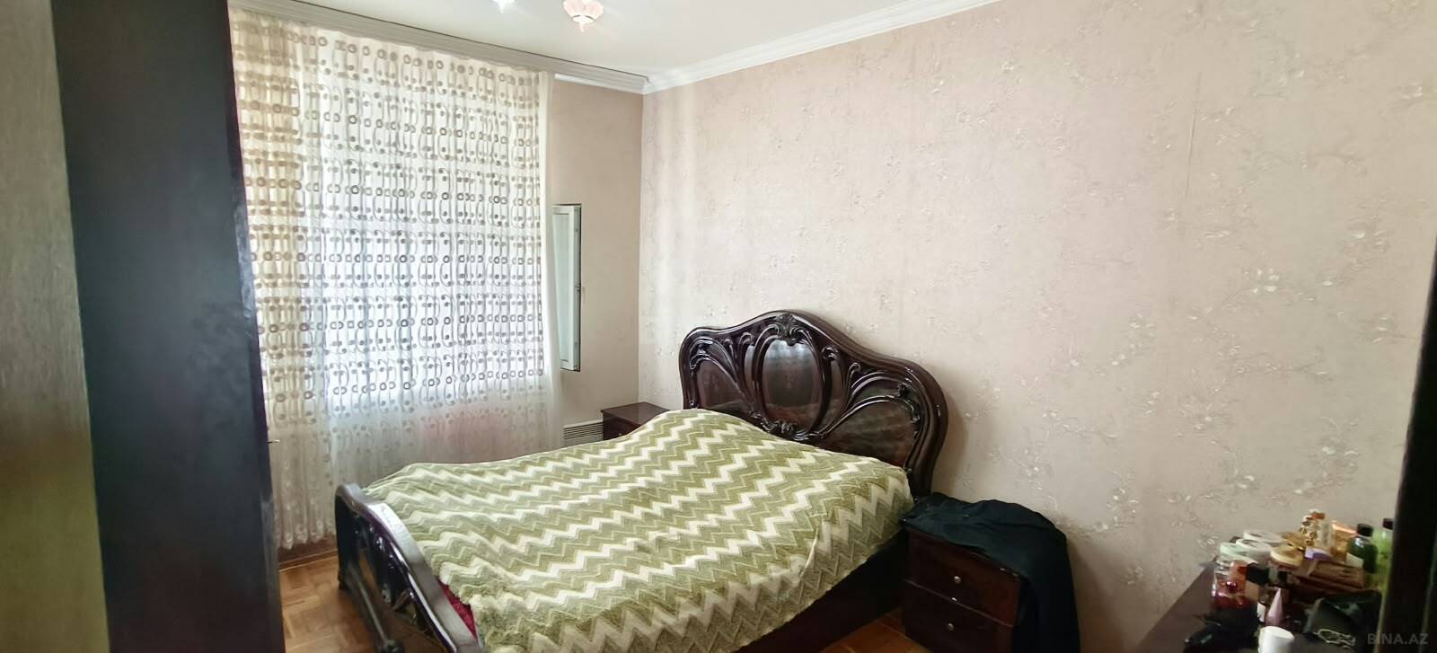 3 otaqlı Köhnə tikili, 9-cu mikrorayon q., Bakı