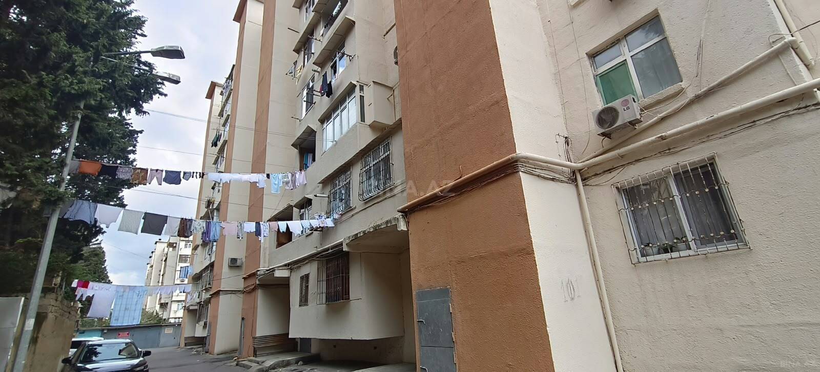 3 otaqlı Köhnə tikili, 9-cu mikrorayon q., Bakı