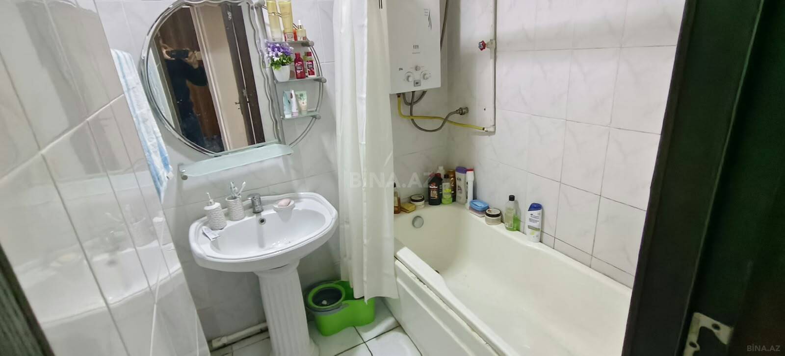 3 otaqlı Köhnə tikili, 9-cu mikrorayon q., Bakı