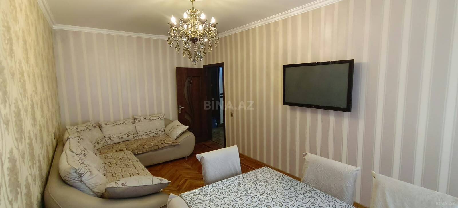 3 otaqlı Köhnə tikili, 9-cu mikrorayon q., Bakı