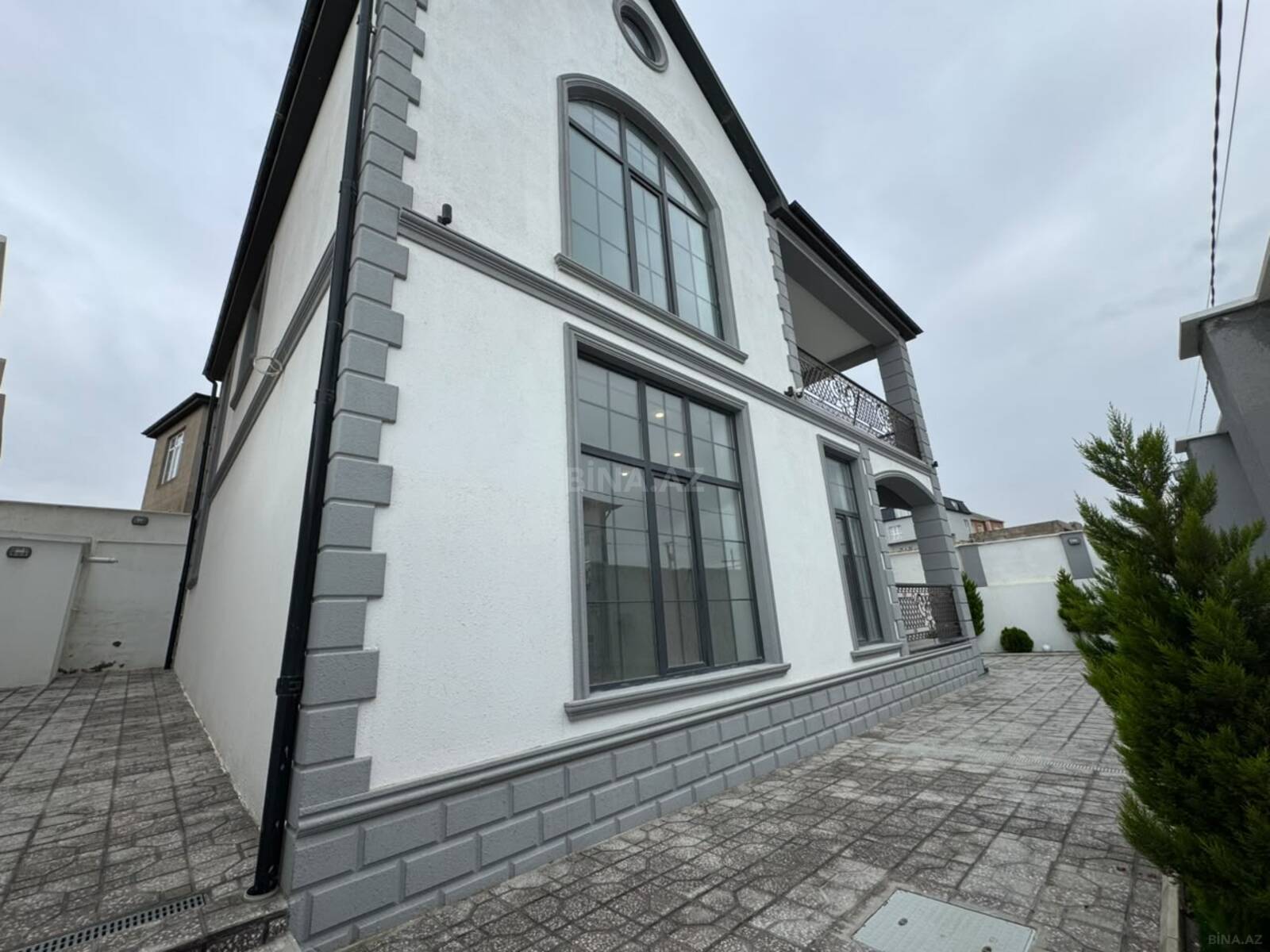4 otaqlı Həyət evi/Bağ evi, Səbail r., Bakı