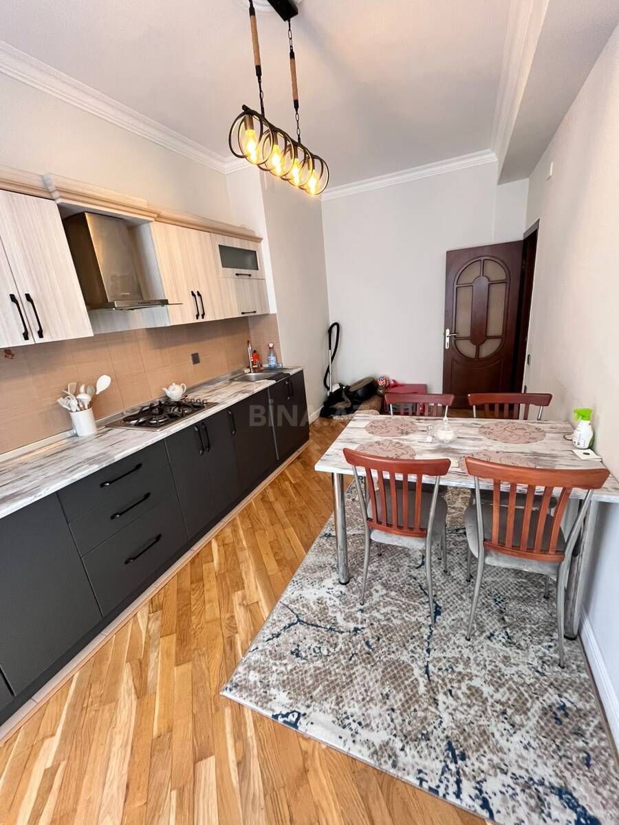 2 otaqlı Yeni tikili, 8 Noyabr m., Bakı