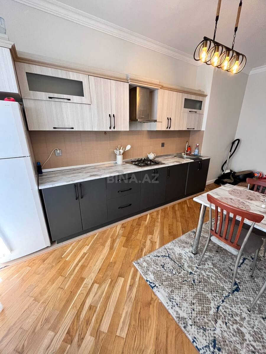 2 otaqlı Yeni tikili, 8 Noyabr m., Bakı