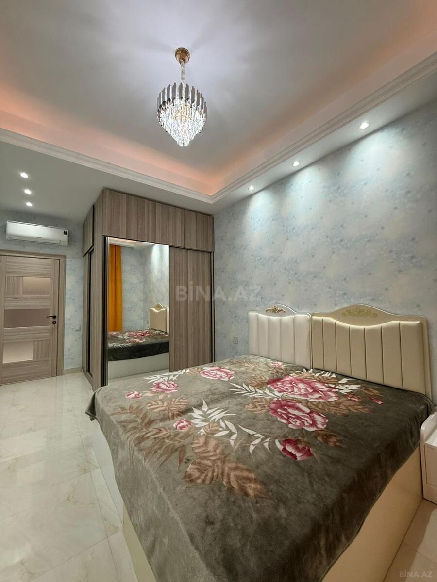 3 otaqlı Yeni tikili, Şah İsmayıl Xətai m., Bakı