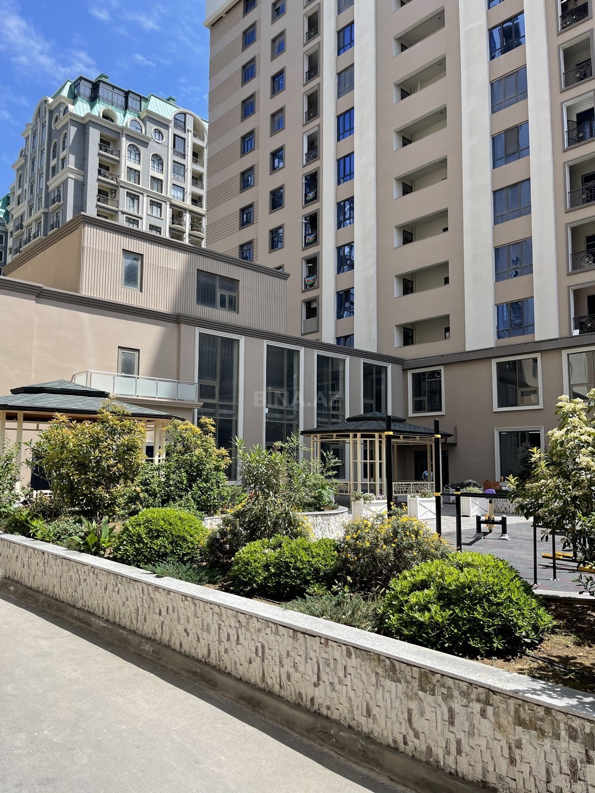 3 otaqlı Yeni tikili, 8 Noyabr m., Bakı