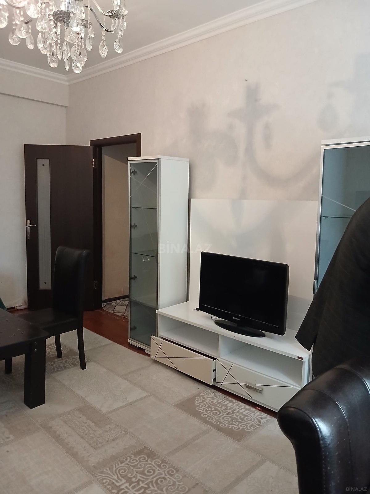 3 otaqlı Yeni tikili, Xırdalan