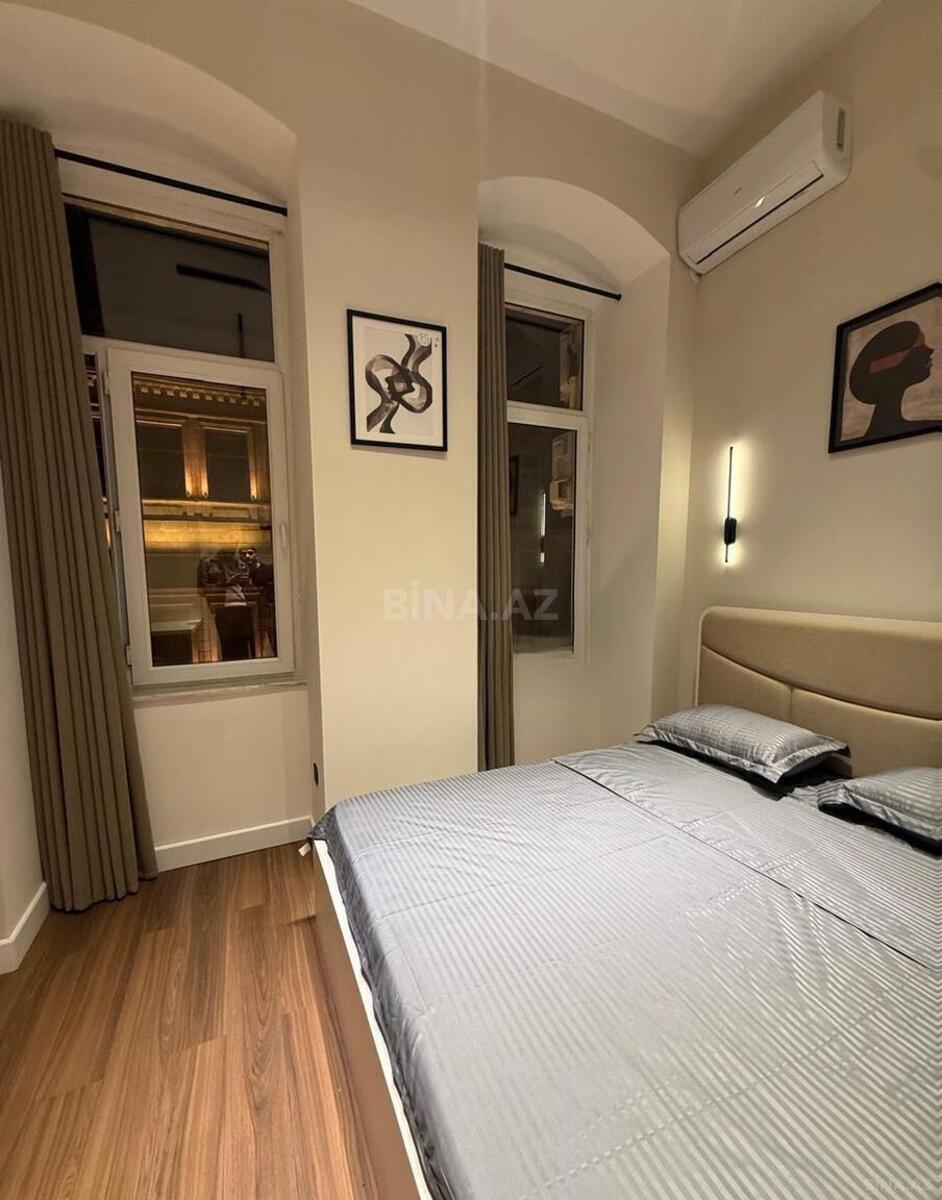 3 otaqlı Köhnə tikili, Sahil m., Bakı